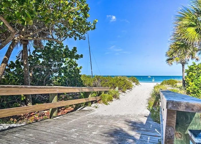 Apartment W/ Easy Access To Indian Rocks Beach!