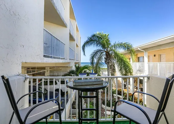 201 Belleair Beach Club