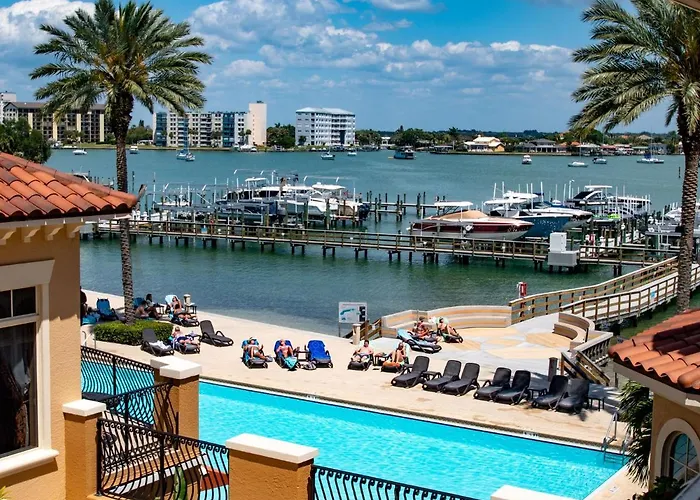 Belle Harbor 310W Luxury Condo With Oversized Balcony
