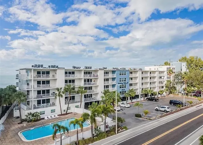 Indian Shores Condo at Holiday Villas II