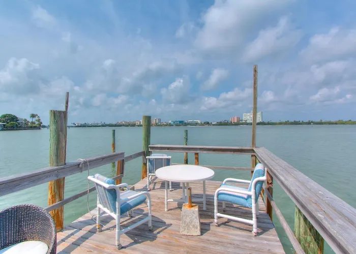 Front-Row Waterfront Escape – 1BR Condo on Clearwater Beach