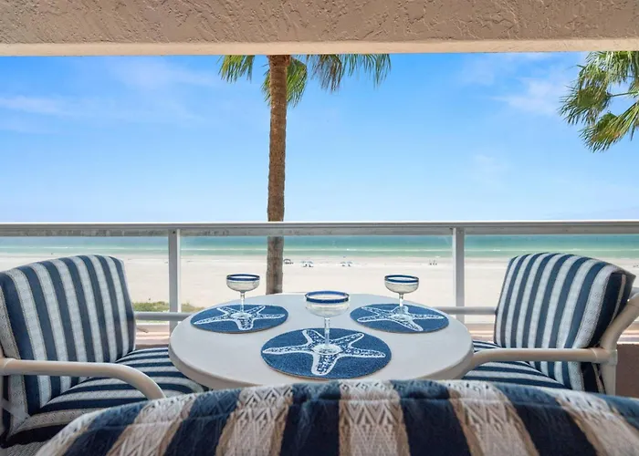 5F Crescent Beach Club