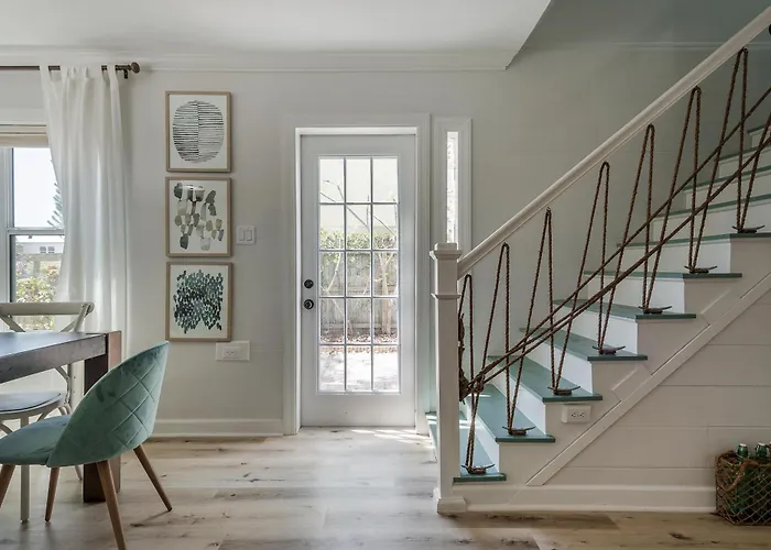 Fully Renovated Indian Rocks Beach Getaway