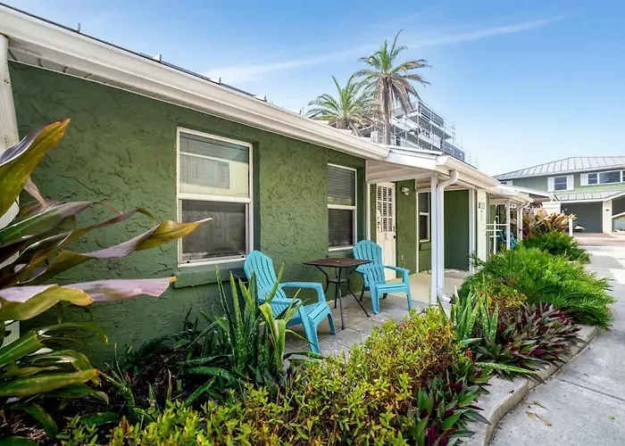 Stones Throw Beachside Bungalow #1 On The Beach