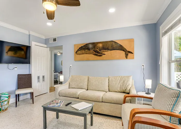 Walk To Beaches & Gulf: Indian Rocks Beach Duplex!