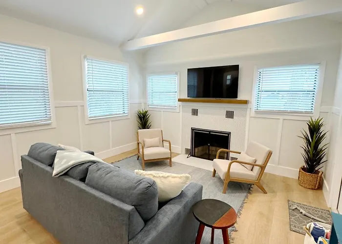 Mid-Century 1Bd House - Beach Gear - 5Min Walk To Beach