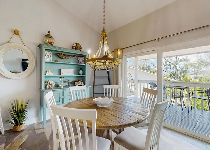Intercoastal Condo 203