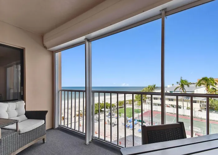 Reef Club 302
