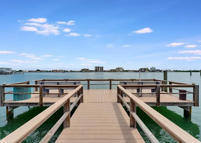 Waterfront Suite Heated Pool 2 Mins 2 Beach