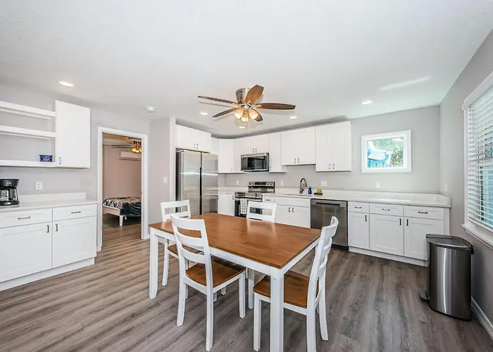 2 Bedroom Beachside Suite