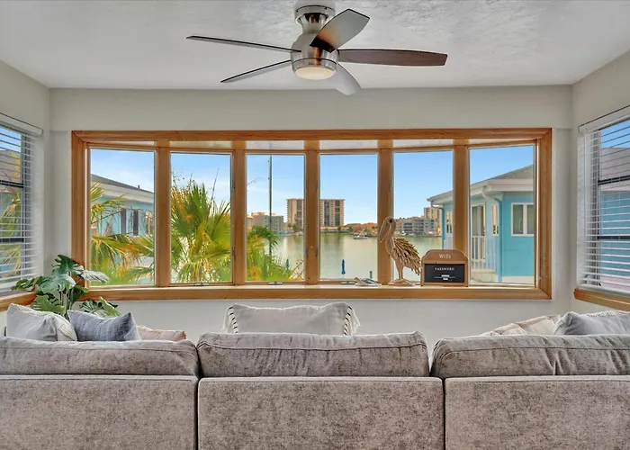 Watch The Dolphins Waterview 2-Bed Heated Pool