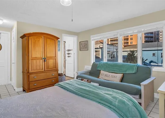 Waterfront Suite Heated Pool 2 Mins 2 Beach