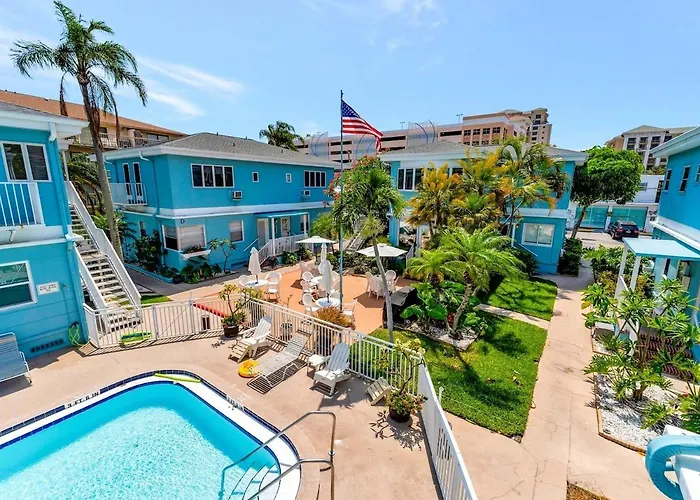 Waterfront Corner Suite Heated Pool Near Beach