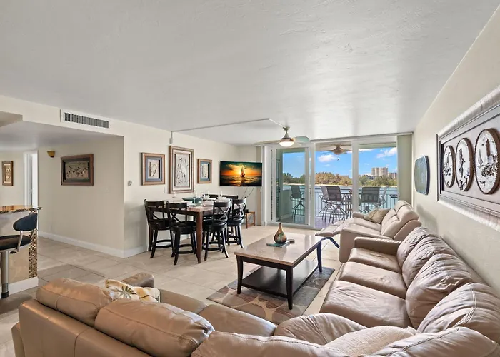 2 Bedroom Beachfront Condo On Clearwater Beach