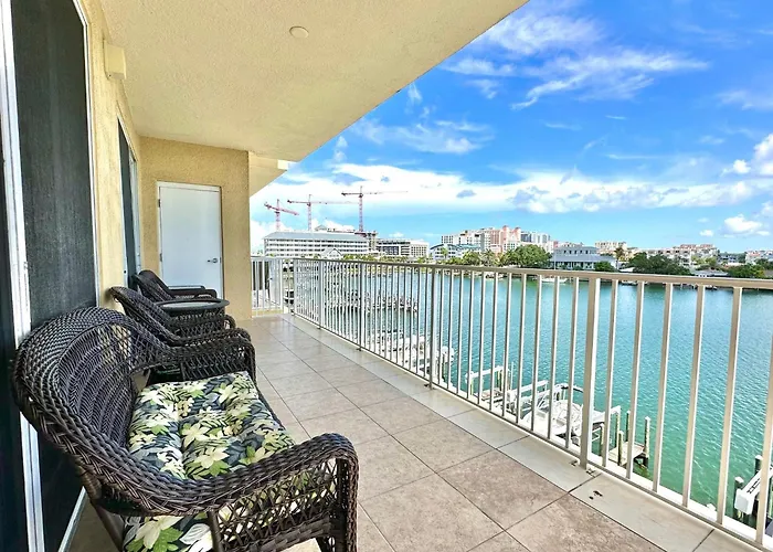 Bay Harbor 405