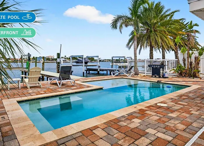 Castaway Waterfront Home