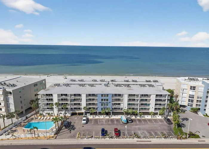 Holiday Villas II Unit 413