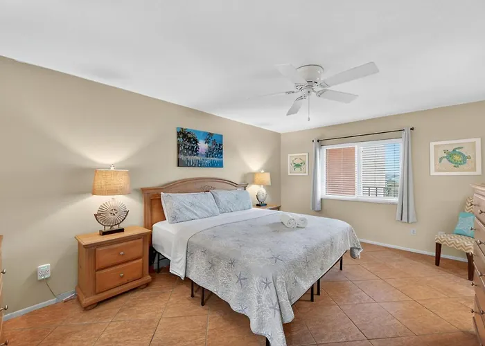 Reef Club Unit 405