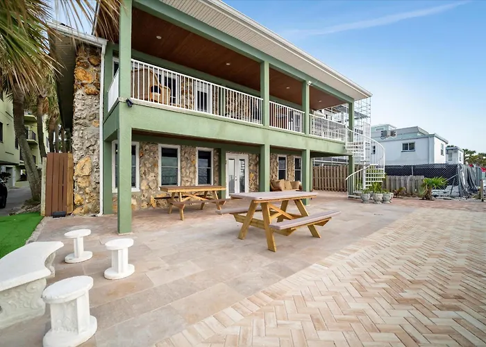 Stones Throw Beachside Bungalow #2 At The Beach