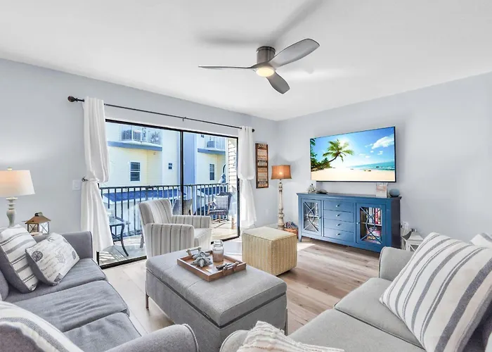Bayview Villas - Bayview Shores