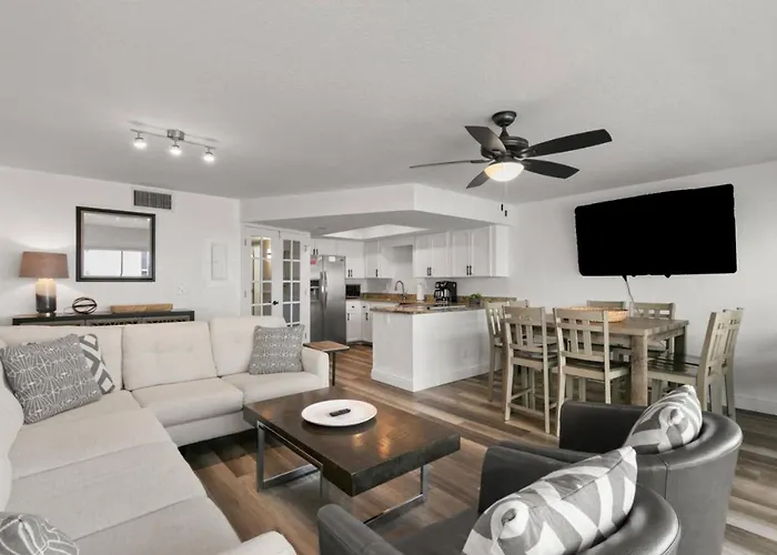 Beach Getaway 4Min Walk To The Beach, Water Views On Every Floor, Boat Dock, Free Parking