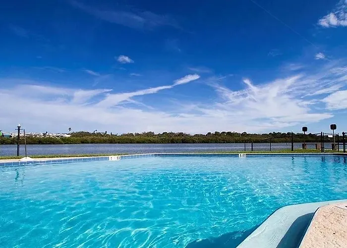 Beautiful Waterfront Condo Short Walk To The Beach Your Search Ends Here