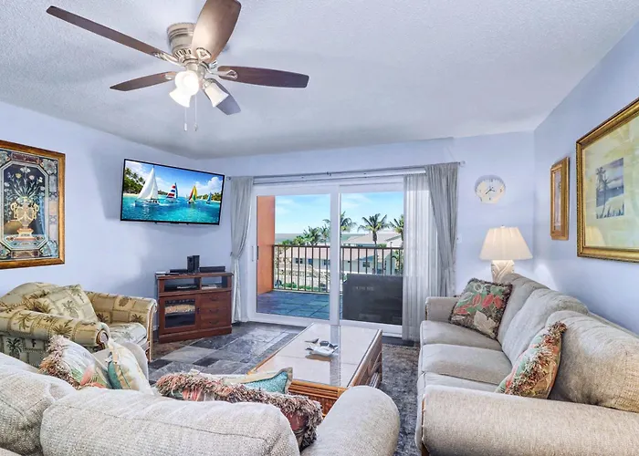 Reef Club 304