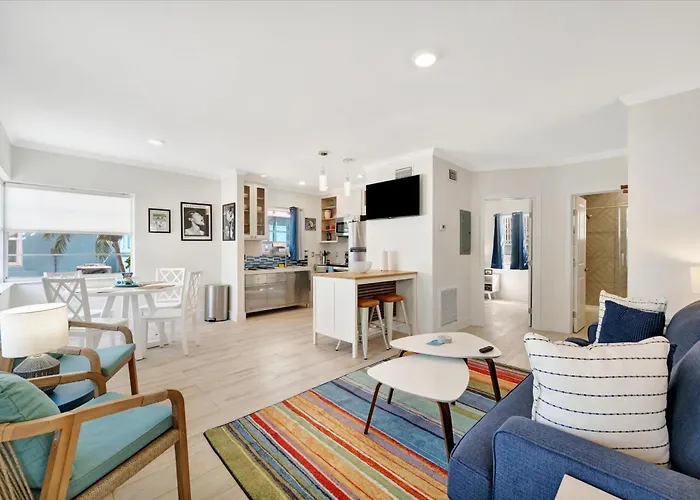 1B1B Resort Condo 2 Blocks To Clearwater Beach