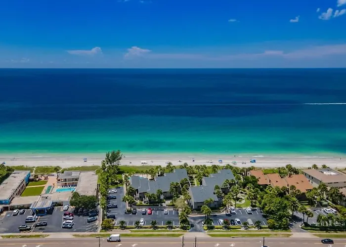 Beachfront Aldea 5