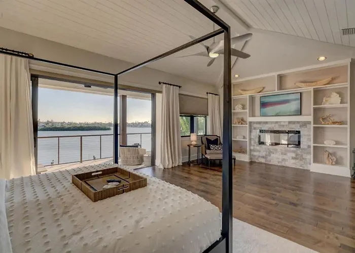Bayside Paradise Mansion