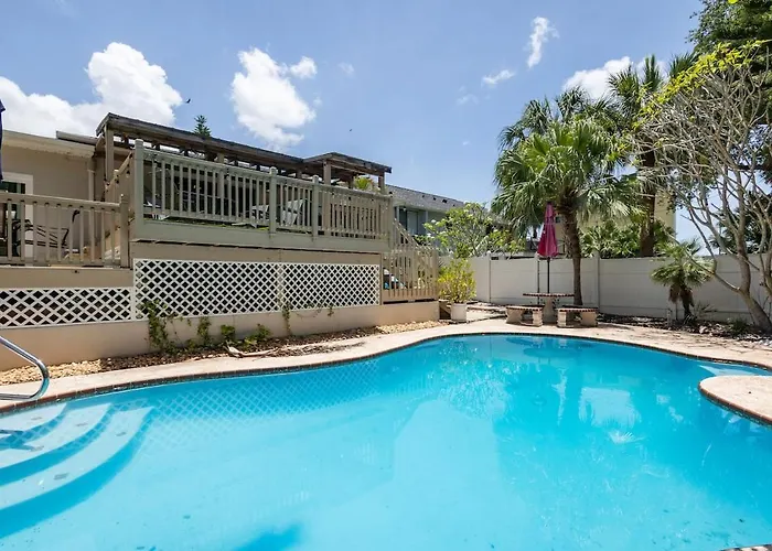 Beach Oasis At Indian Rocks