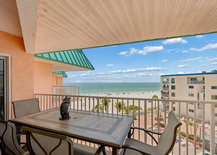 Beach Cottages Ocean & Pool View Condo