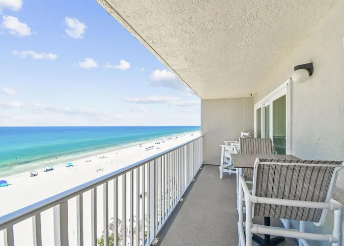 Top-Floor Oceanfront Condo At Seagate!