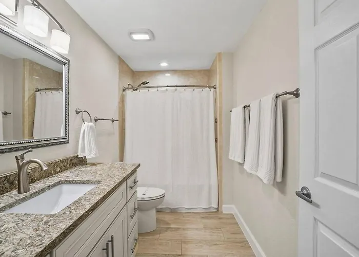 New! Waterfront, Pool, Kayaks, Walk To Beach