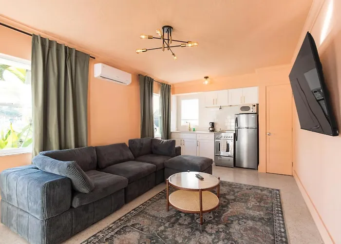 102 · ☀Pool✔ Kitchen✔ Beach✔ Self Checkin✔ Free Parking✔