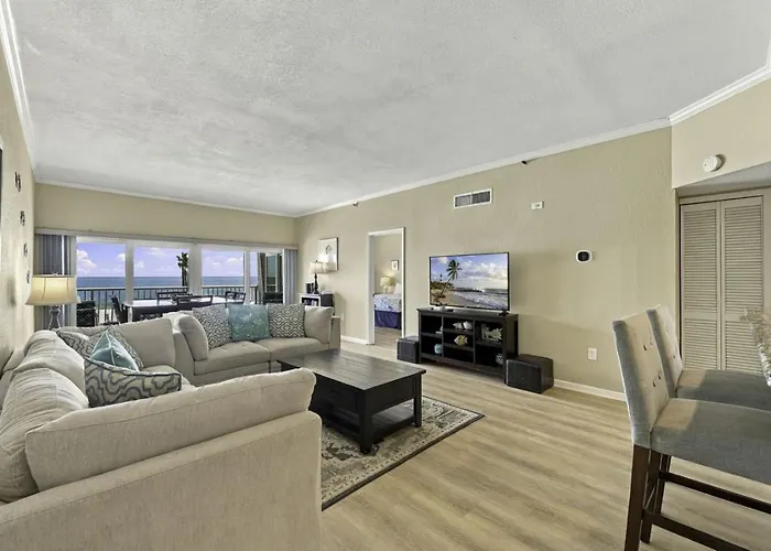 Stunning Gulf Front 3Br Condo In Redington Shores Pool Balcony Pet Friendly