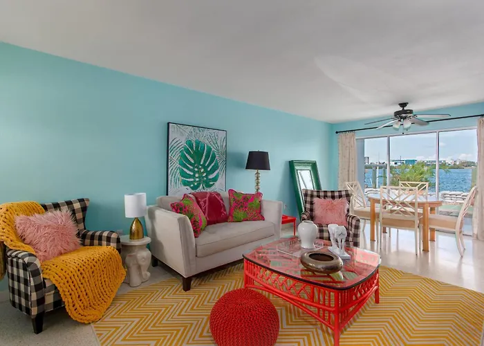 Bay Watch #2 - Waterfront Beach Rental
