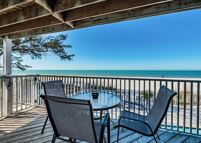 Gulf-Front Suite On The Beach